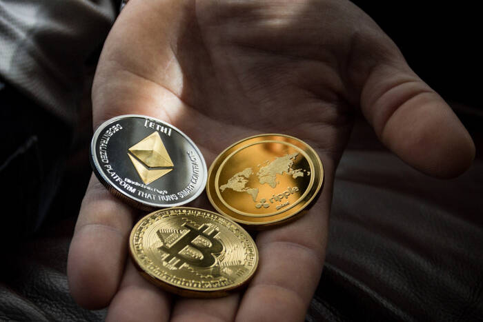Five Things to Know in Crypto This Week: Oversupply, ETF Outflows, Ripple Settlement News