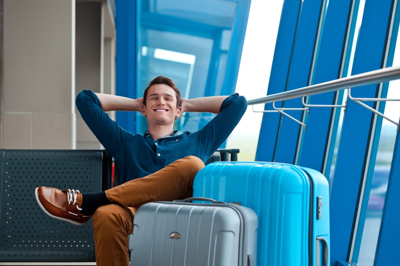 ‘I have a dirty secret’: When I fly, I erase ‘basic economy’ on my ticket to skip the boarding line. My friend says it’s cheating. Who’s right?