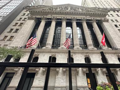 Stock market today: Wall Street climbs ahead of a big week for Big Tech earnings as oil tumbles