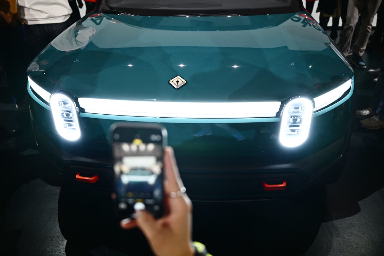 Rivian stock soars as joint venture with Volkswagen is upsized to $5.8 billion